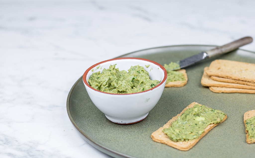 Avocado pesto