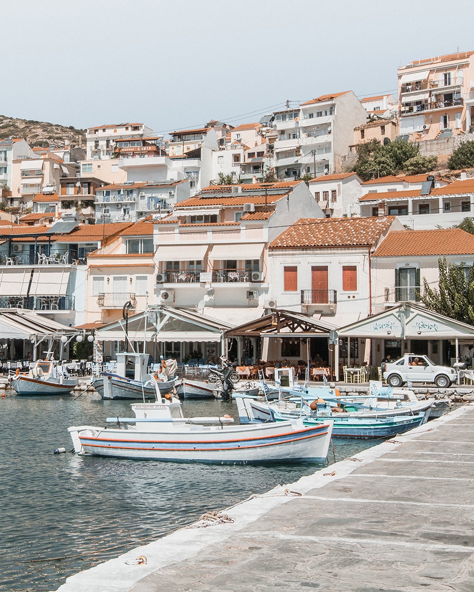 Pythagorion; levendige stad in Samos met gezellige haven