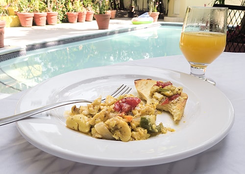 Scrambled ''egg'' van ackee in Kingston, Jamaica