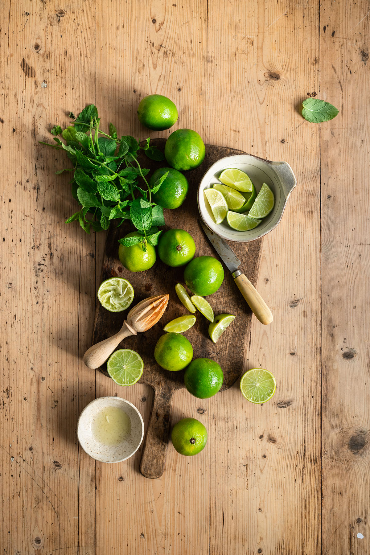 Grenen tafel backdrop voor fotografen en stylisten geprint op vinyl