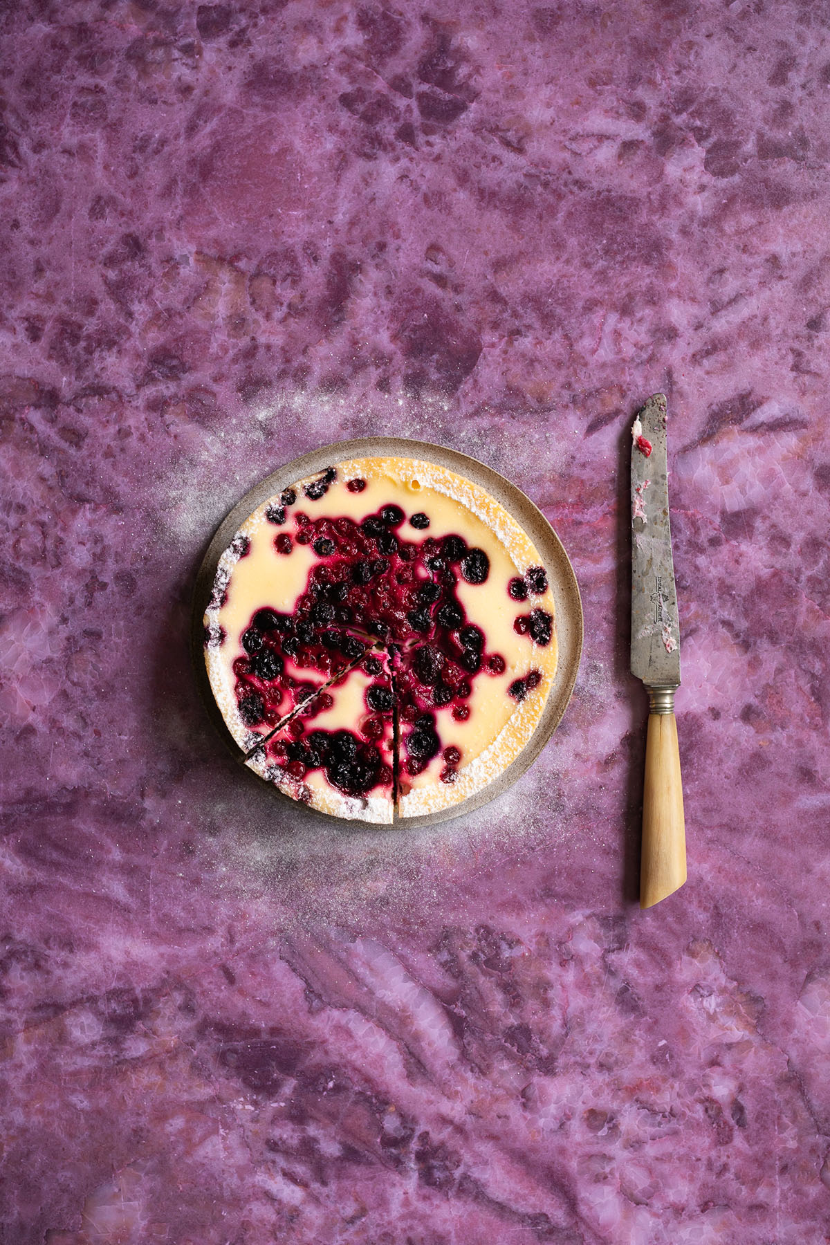 Paarse food en styling fotografie backdrop met marmer patroon
