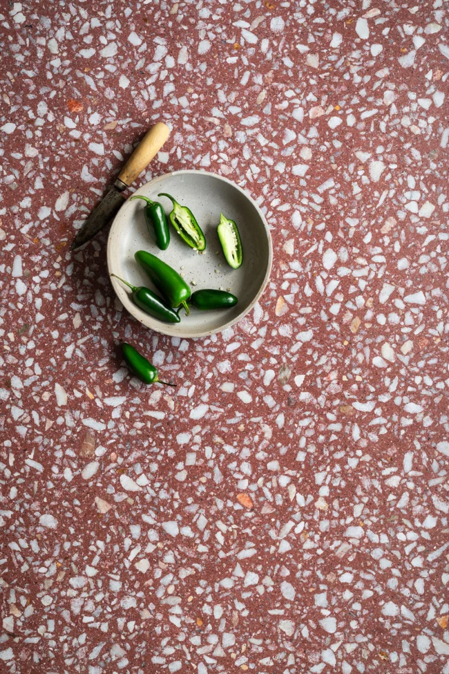 Rode terrazzo fotografie achtergrond voor product en food content